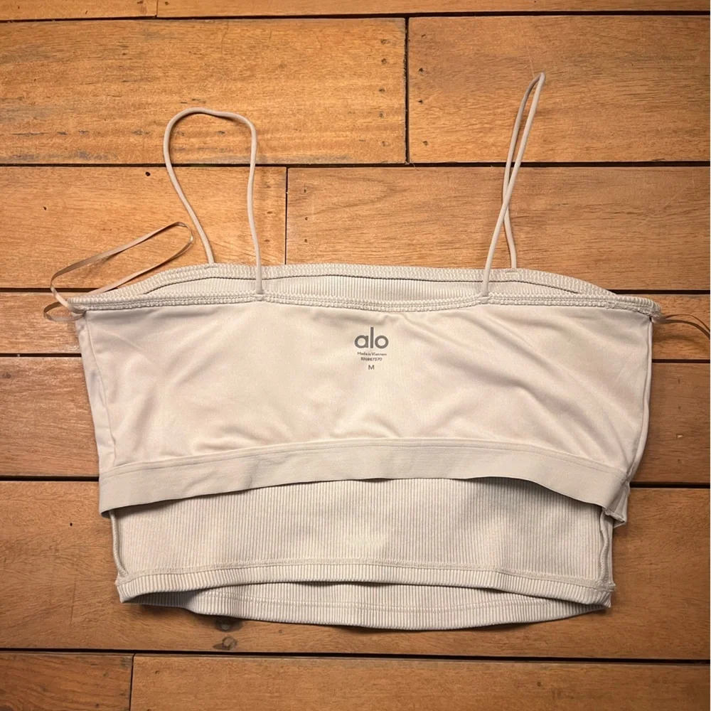 ALO Yoga Beige Ribbed Crop Tank